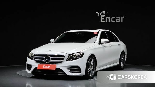 Mercedes-Benz E-Class W213 2018 Белый из Кореи