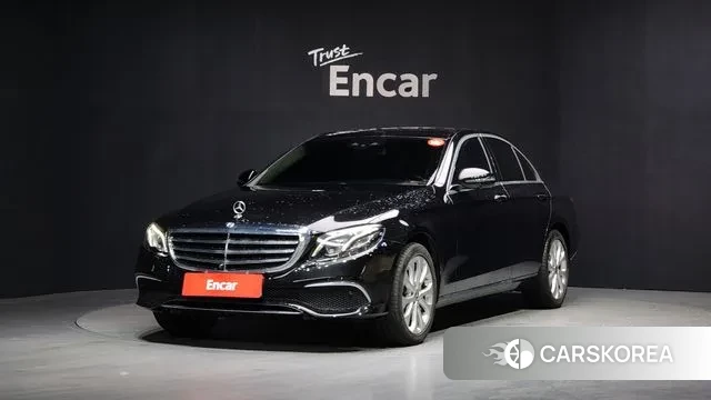 Mercedes-Benz E-Class W213 2018 Черный из Кореи