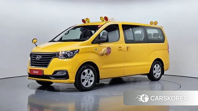 Hyundai The New Grand Starex 2019 Желтый из Кореи