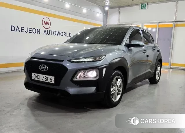 Hyundai Kona 2018 Серебристо-серый из Кореи
