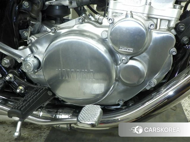 Engine photo