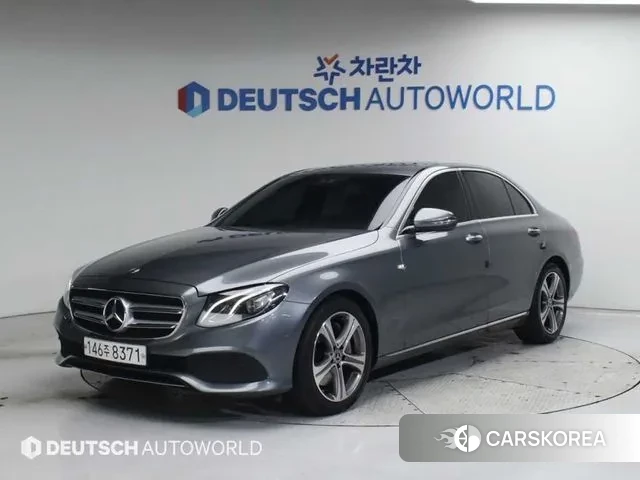 Mercedes-Benz E-Class W213 2019 Серый из Кореи
