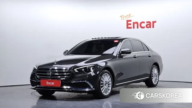 Mercedes-Benz E-Class W213 2022 Серый из Кореи