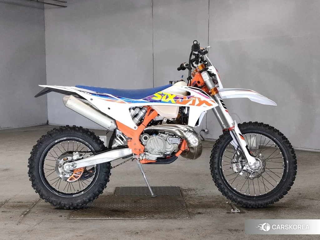 Проданный KTM 300EXC SIXDAYS TPI 2022 из Японии