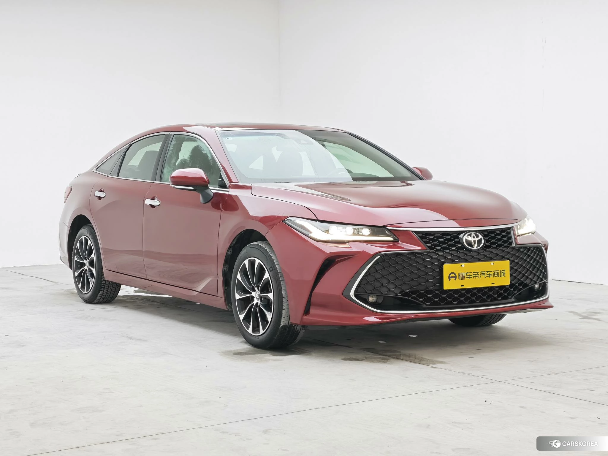Toyota Asian dragon 2023 Красный из Китая