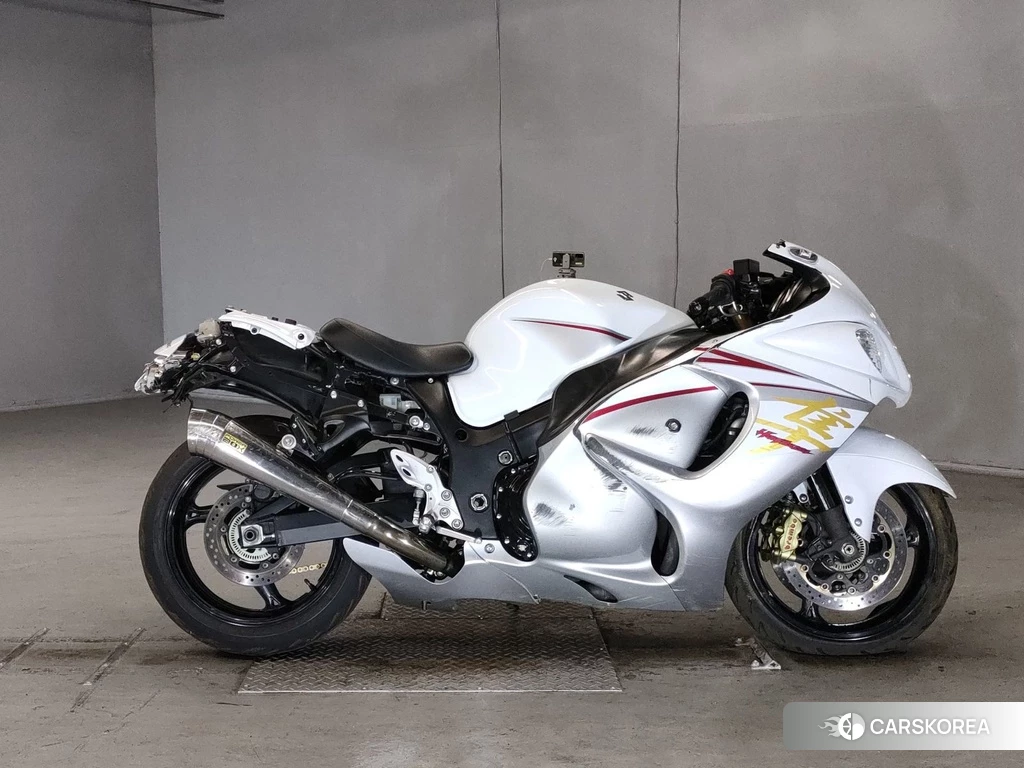 Проданный Suzuki GSX1300R HAYABUSA 2015 из Японии