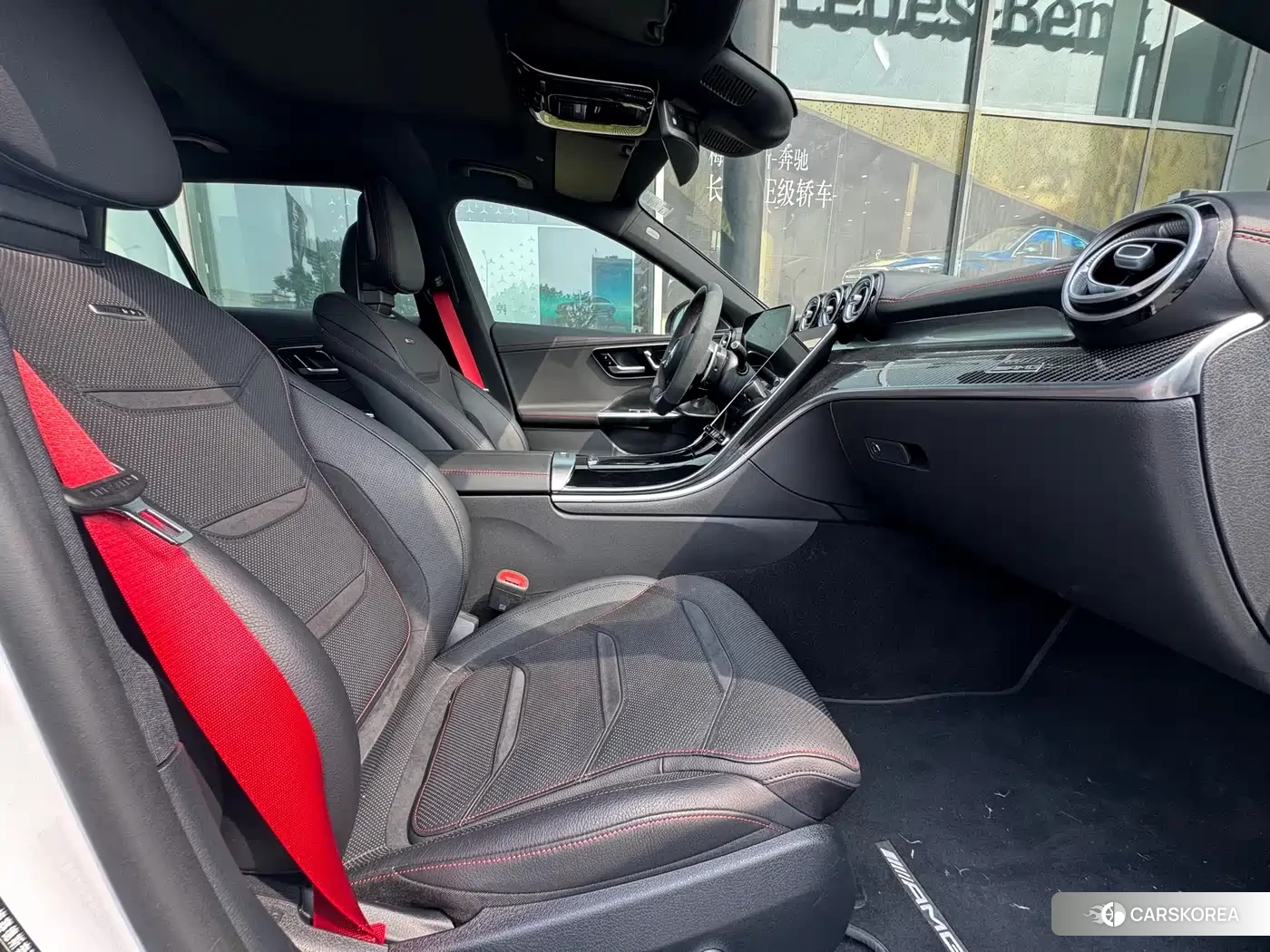 Mercedes-Benz C-class AMG 2025 Белый из Китая