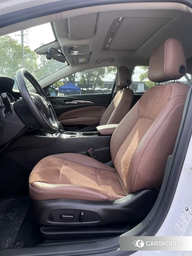 Buick Regal 2020 Белый из Китая