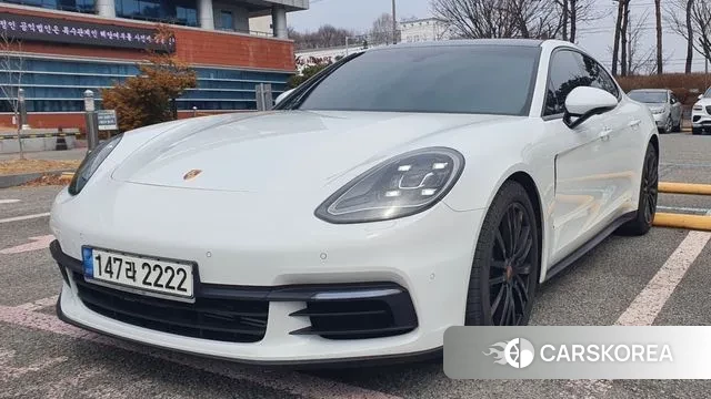 Porsche Panamera (971) 2018 Белый из Кореи