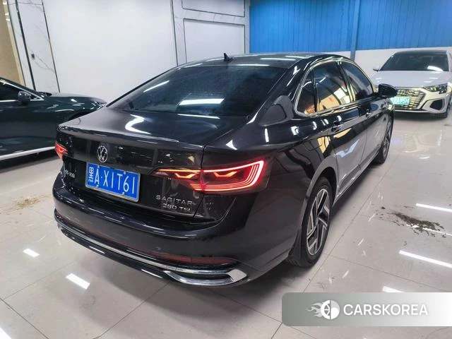 Volkswagen Sagitar 2022 Черный из Китая
