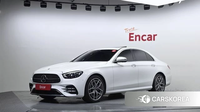Mercedes-Benz E-Class W213 2021 Белый из Кореи