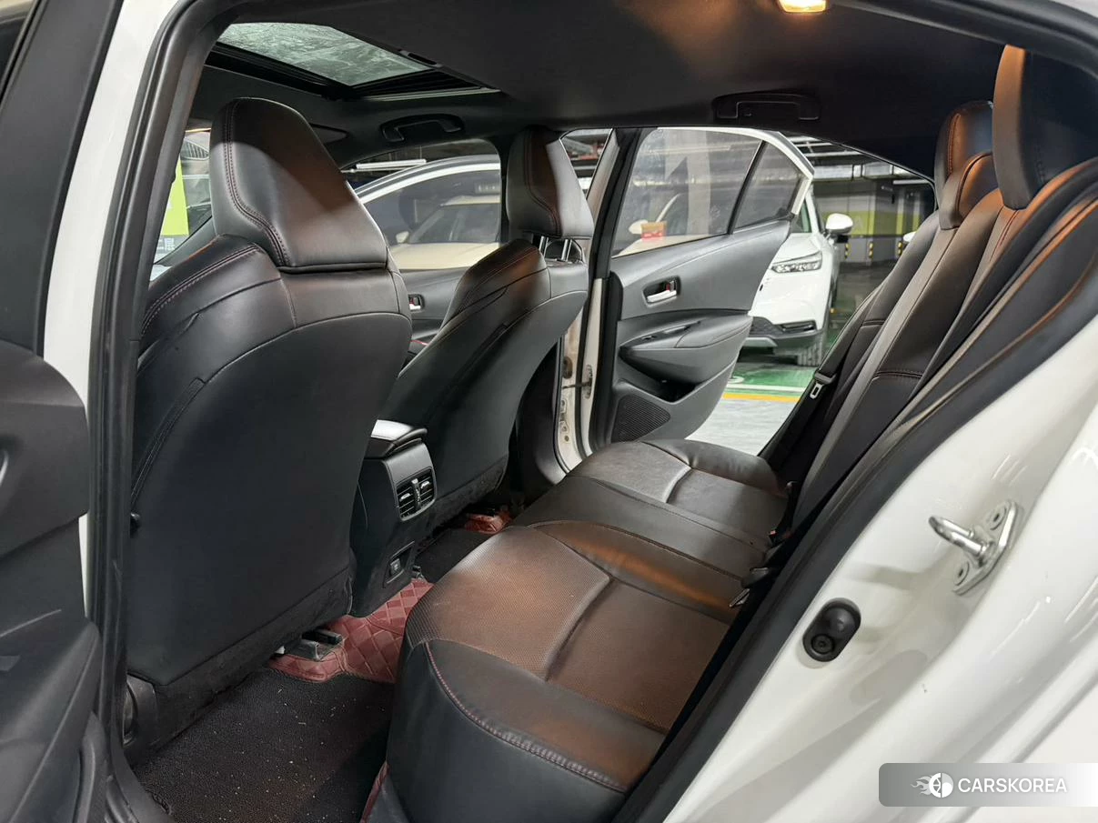 Toyota Lei Ling 2021 Белый из Китая