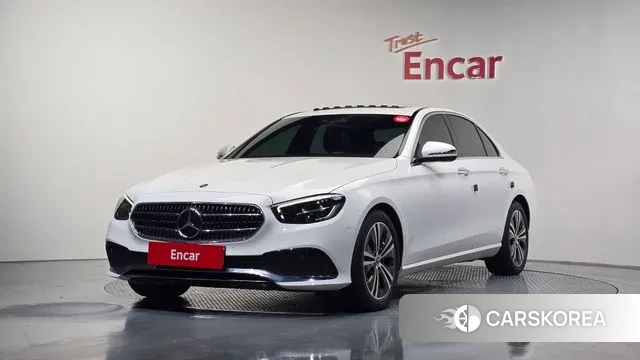 Mercedes-Benz E-Class W213 2020 Белый из Кореи