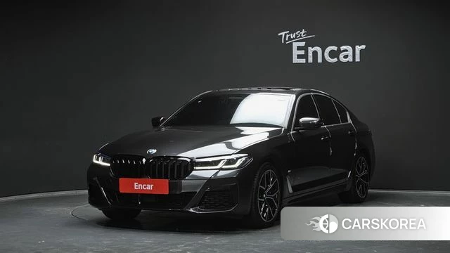 BMW 5 Series (G30) 2023 Серый из Кореи