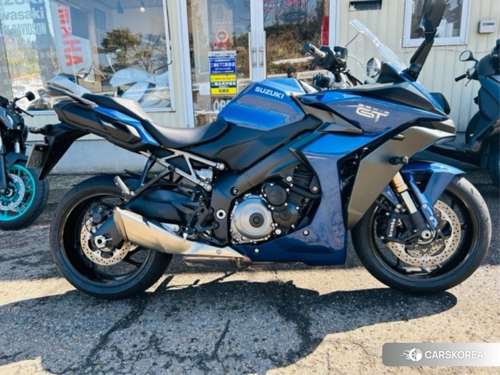 Проданный Suzuki GSX-S1000GT 2023 из Японии