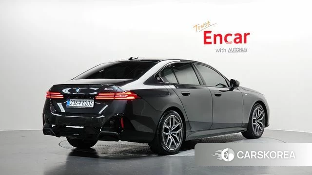 BMW 5 Series (G60) 2025 Серый из Кореи