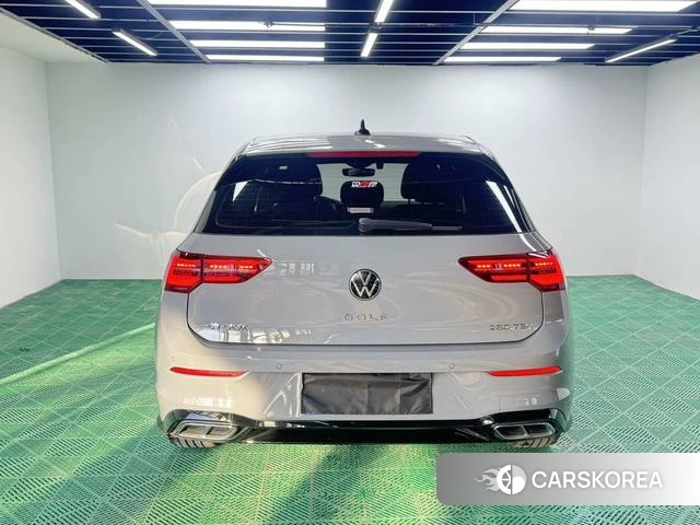 Volkswagen Golf 2022 Темно-серый из Китая