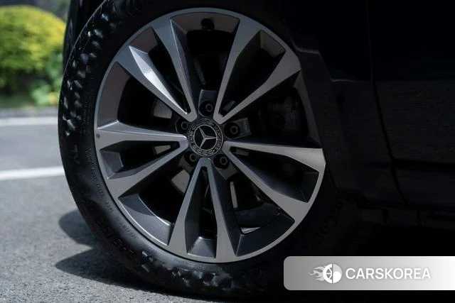 Mercedes-Benz V-class 2021 Черный из Китая