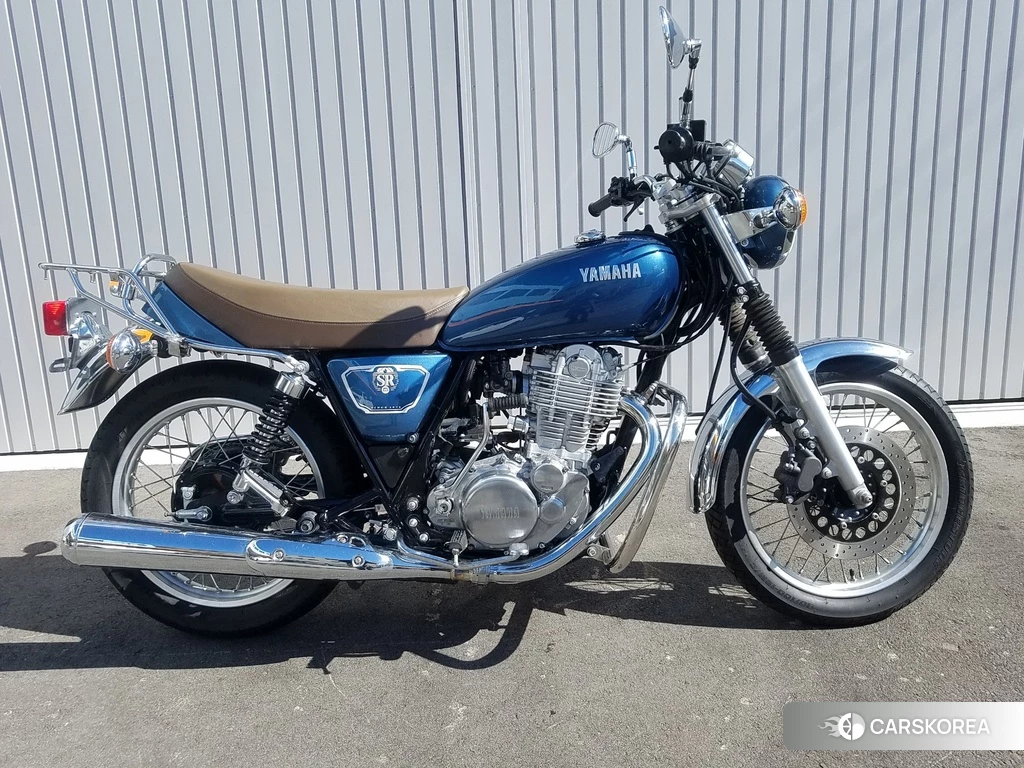 Проданный Yamaha SR 400 2019 из Японии