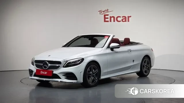 Mercedes-Benz C-Class W205 2019 Белый из Кореи