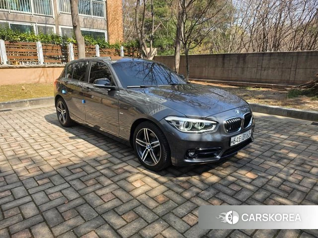 BMW 1 Series (F20) 2018 Серый из Кореи