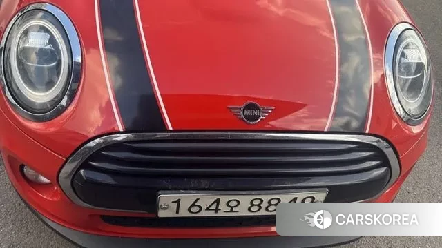 Mini Cooper 2019 Красный из Кореи