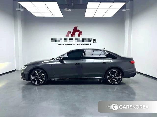 Audi A4L 2024 Темно-серый из Китая