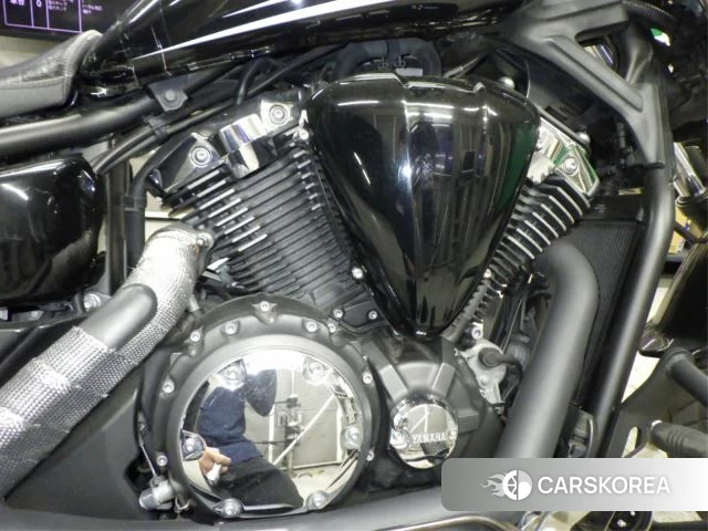 Engine photo