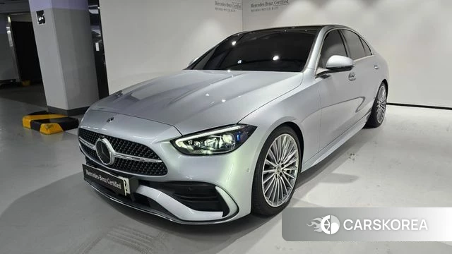 Mercedes-Benz C-Class W206 2023 Светло-серебряный цвет из Кореи