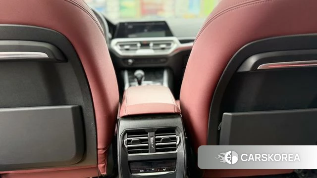 BMW 3 series 2021 Черный из Китая