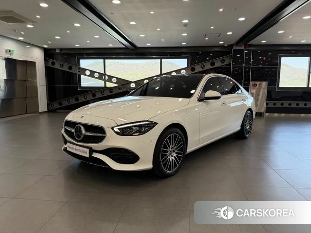 Mercedes-Benz C-Class W206 2024 Белый из Кореи