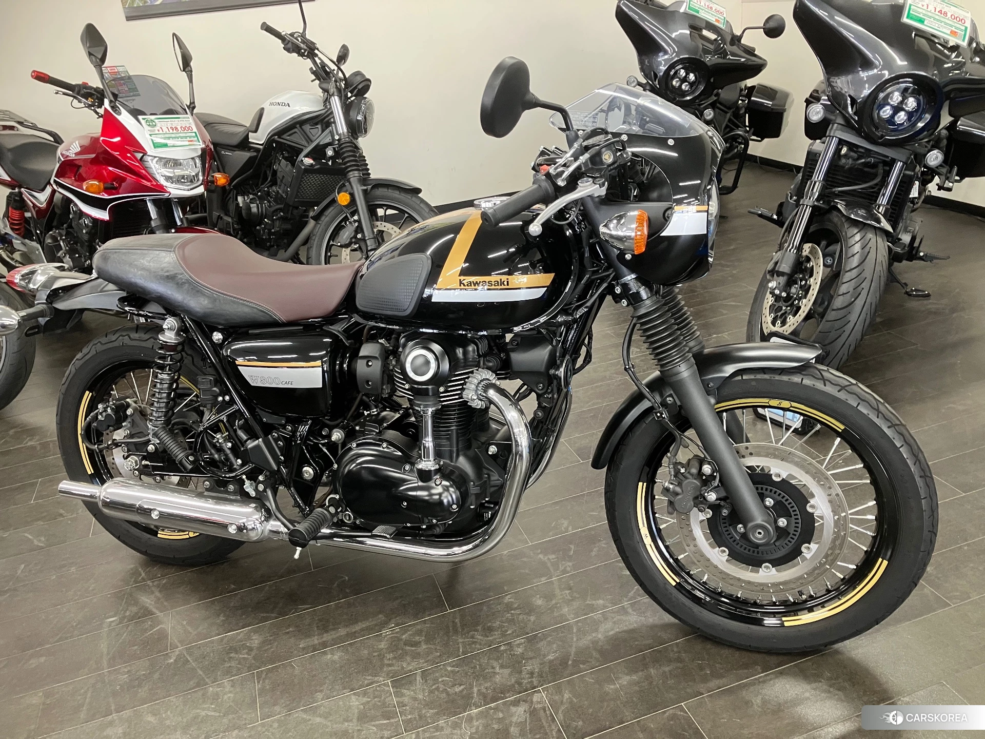 Kawasaki W800 CAFE 2022 из Японии