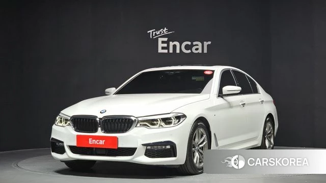 BMW 5 Series (G30) 2018 Белый из Кореи