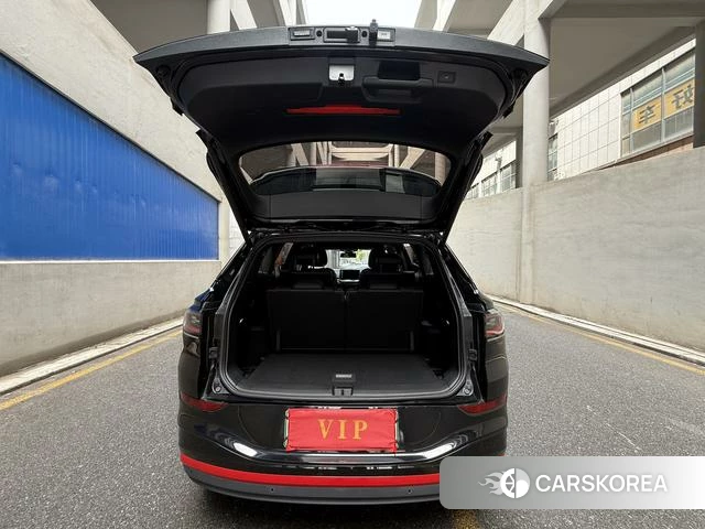 Volkswagen ID.6 X 2023 Черный из Китая
