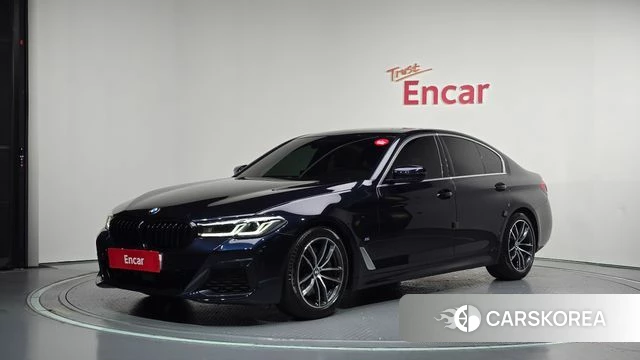BMW 5 Series (G30) 2022 Черный из Кореи