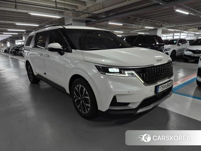 Kia Carnival 4th generation 2022 Белый из Кореи