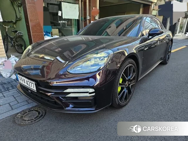 Porsche Panamera (971) 2021 Фиолетовый из Кореи