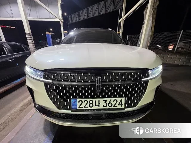 Lincoln Nautilus 2nd Generation 2024 Белый из Кореи