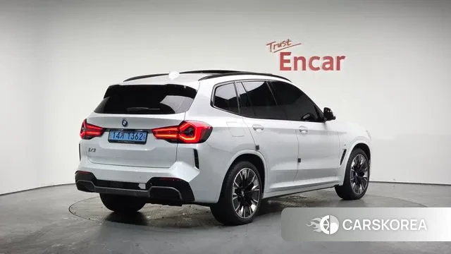 BMW iX3 2024 Белый из Кореи