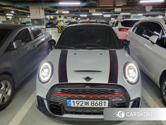 Mini Cooper S 2022 Белый двухцветный из Кореи