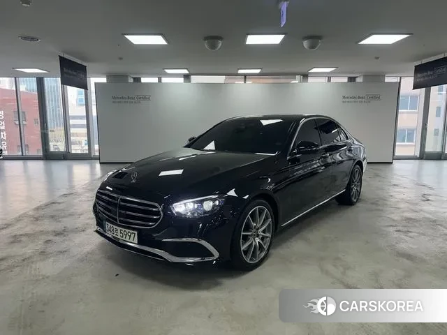 Mercedes-Benz E-Class W213 2022 Черный из Кореи