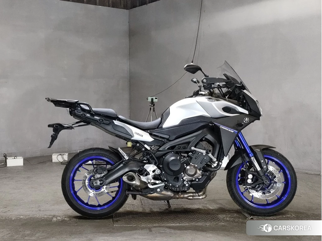 Проданный Yamaha MT-09 2015 из Японии