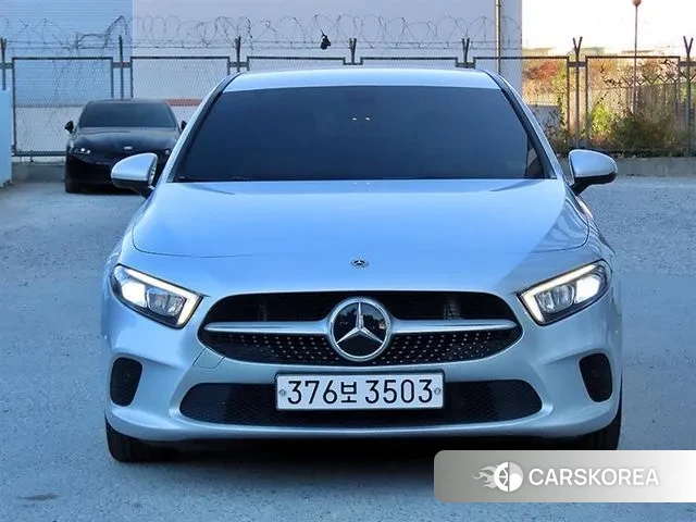 Mercedes-Benz A-Class W177 2020 Белый из Кореи