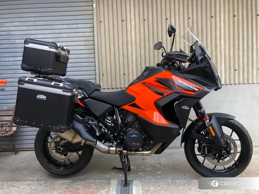 Проданный KTM 1290 SUPER ADVENTURE S 2022 из Японии