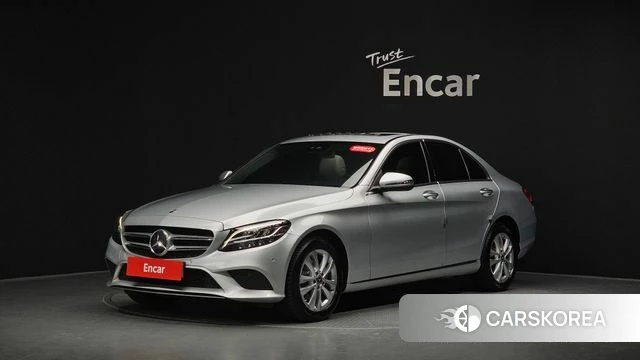 Mercedes-Benz C-Class W205 2019 Серебристо-серый из Кореи