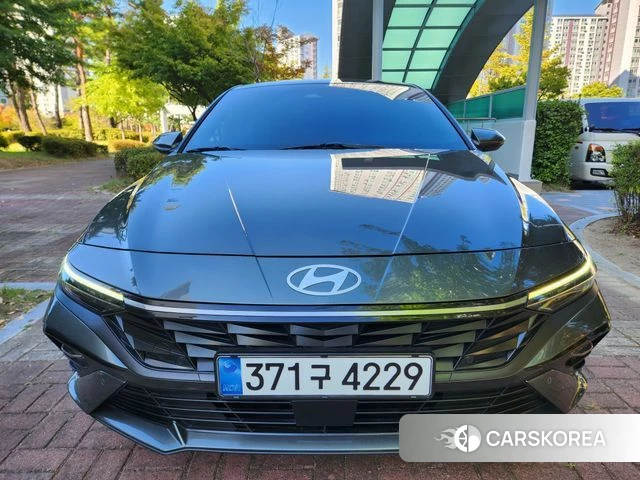 Hyundai The New Avante Hybrid (CN7) 2023 Серый из Кореи
