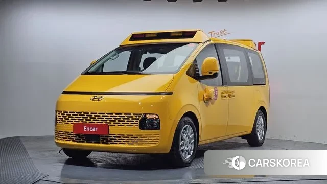 Hyundai Staria 2022 Желтый из Кореи