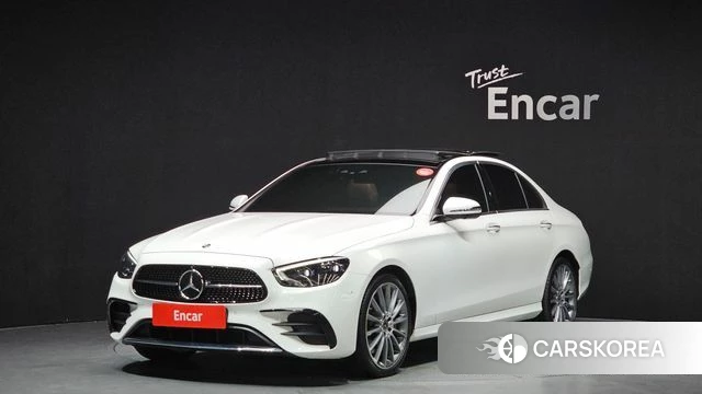 Mercedes-Benz E-Class W213 2021 Белый из Кореи