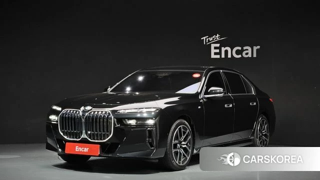 BMW 7 Series (G70) 2024 Черный из Кореи