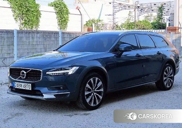 Volvo V90 Cross-Country 2021 Синий из Кореи